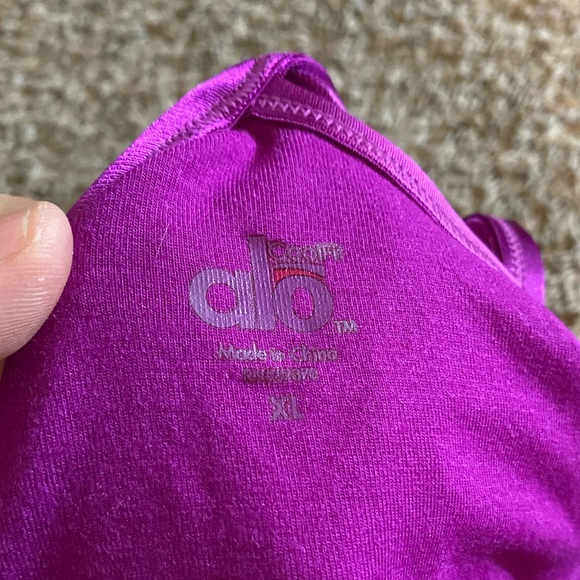 Women’s ALO Tank Top - Picture 4 of 5